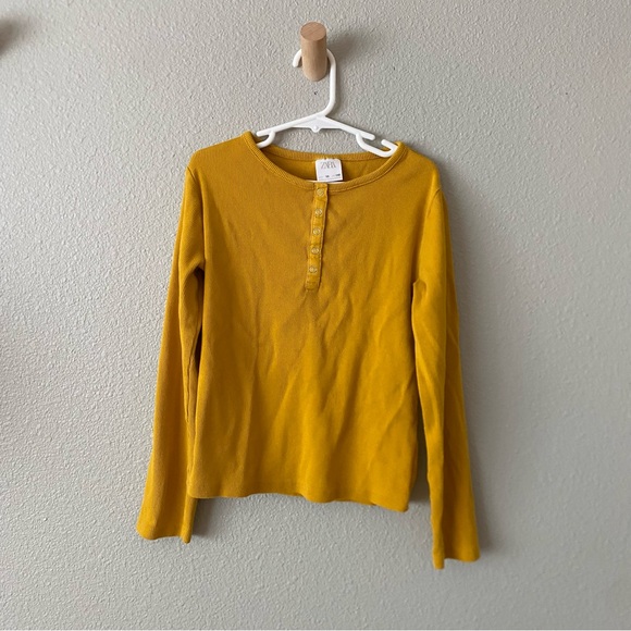 Zara Other - Zara Girls Yellow Ribbed Long Sleeve Top Size 10Y Snap Front